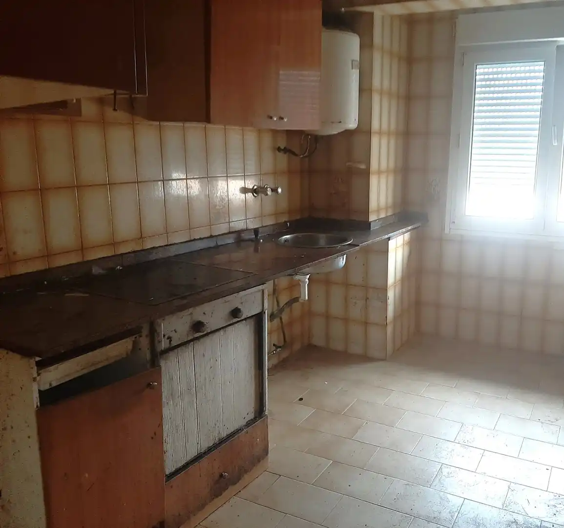 Cuina de Pis en venda en Gijón  amb Parquet