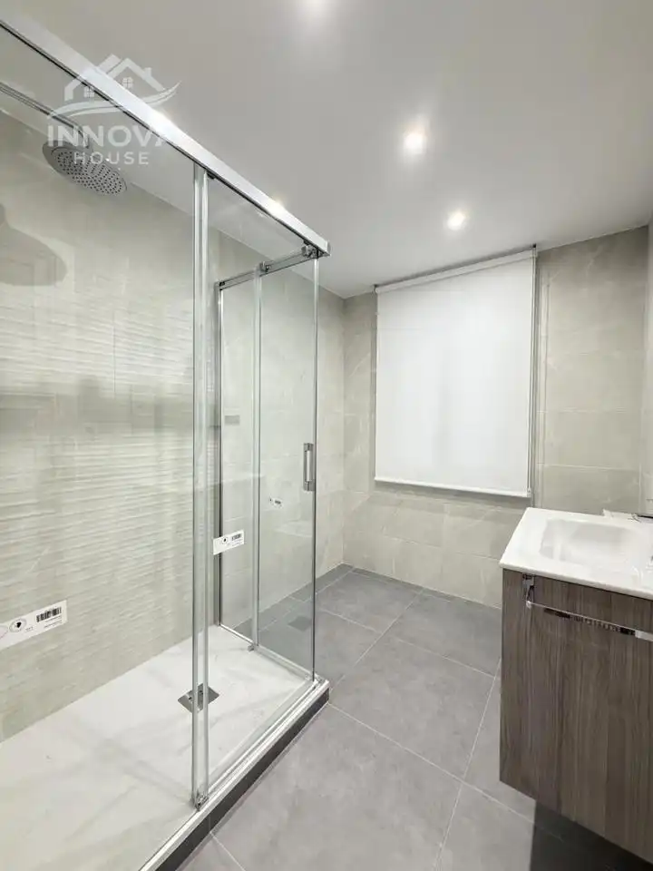 Bathroom of Flat for share in Segovia  with Heating, Terrace and Furnished
