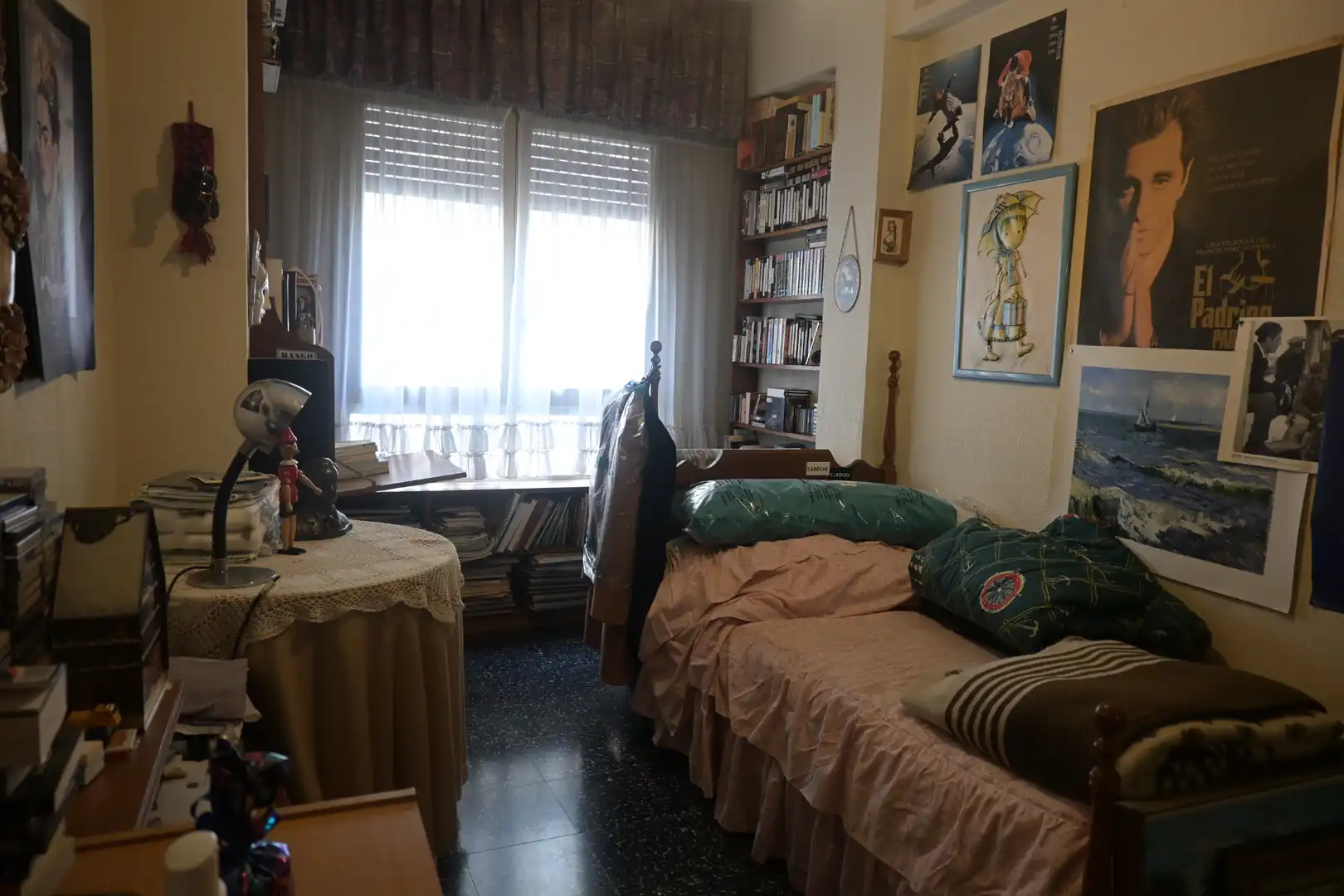 Schlafzimmer von Wohnung zum Verkauf in Castellón de la Plana / Castelló de la Plana mit Klimaanlage und Balkon