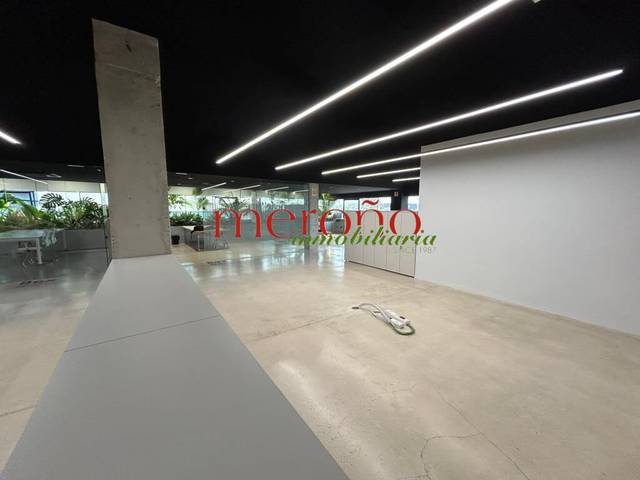 Oficina en Alquiler en Torrellano