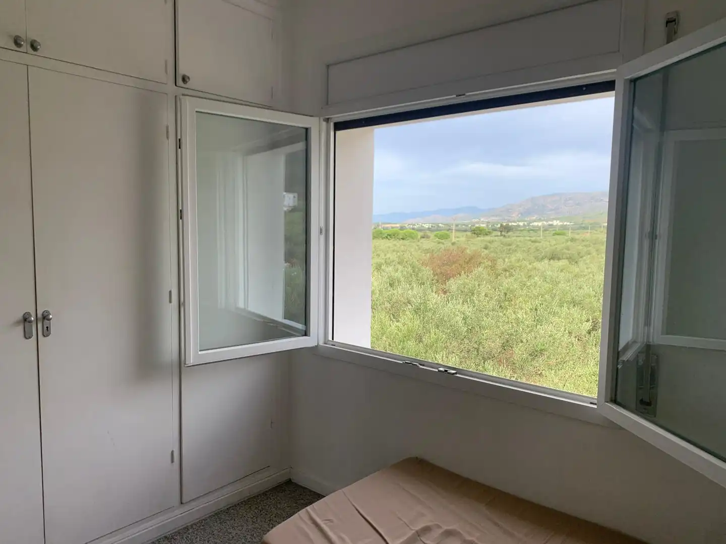 Flat for sale in Roses  with Air Conditioner, Heating and Terrace