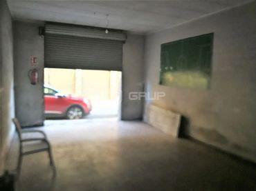 Local comercial en venta en Joan Ràfols 29
