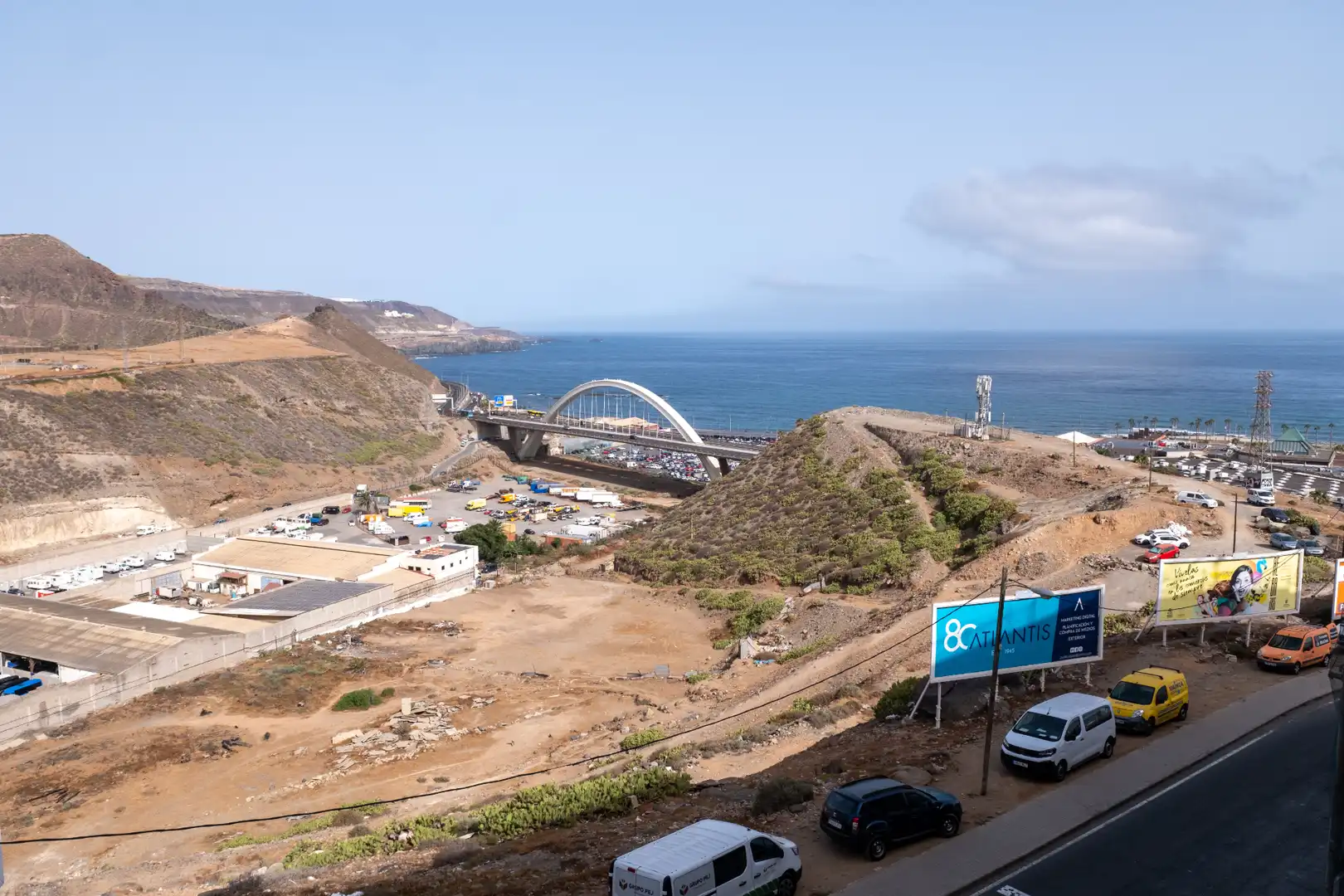 Vista exterior de Piso en venta en Las Palmas de Gran Canaria con Trastero, Amueblado y Piscina comunitaria