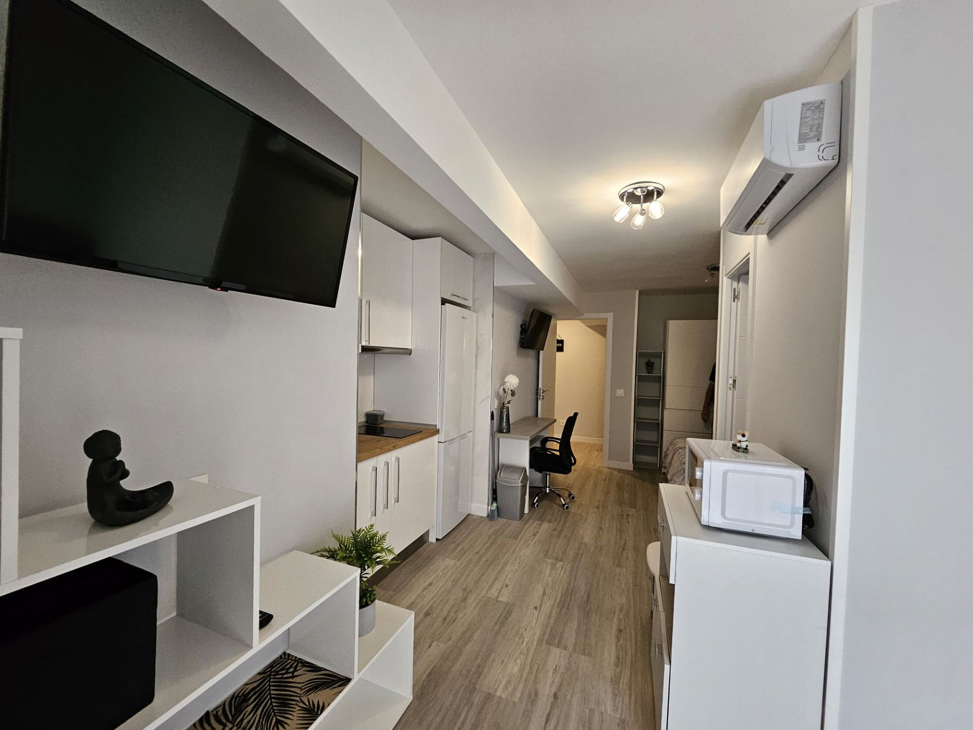 Study to rent in Calle de los Órganos, Centro