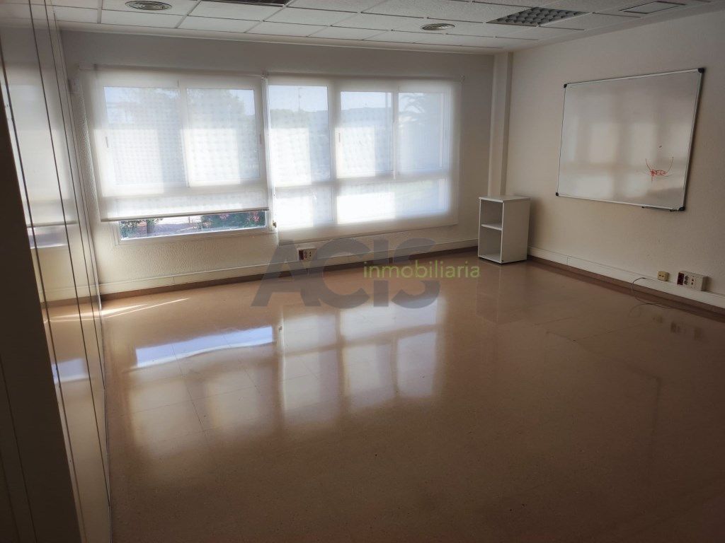 Office to rent in Almussafes