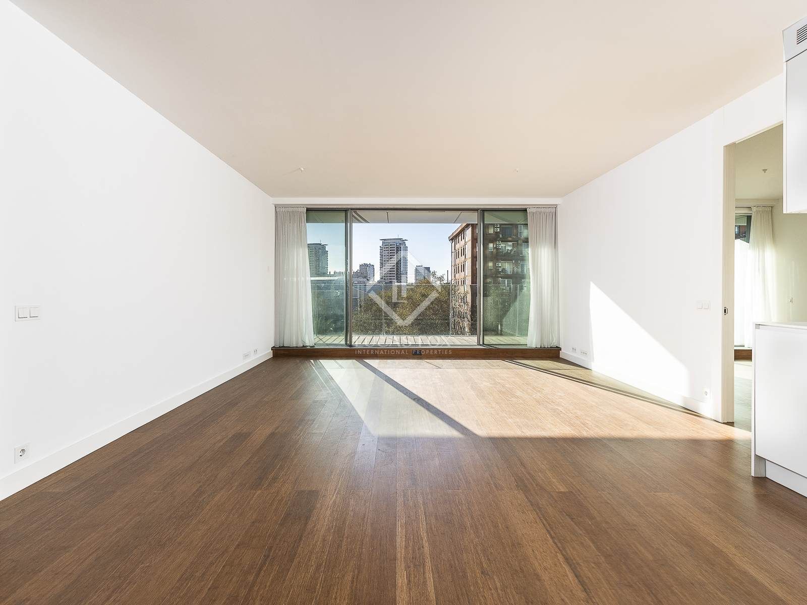 Living room of Flat for sale in  Barcelona Capital  with Air Conditioner, Heating and Private garden