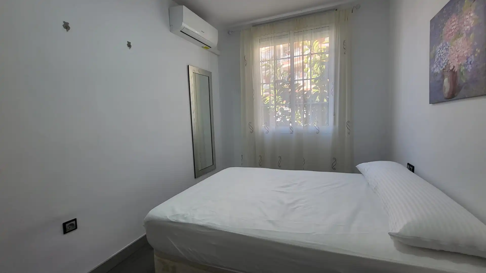 Bedroom of Attic for sale in Torremolinos  with Air Conditioner, Terrace and Furnished