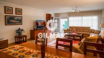 Living room of House or chalet for sale in  Madrid Capital  with Heating, Private garden and Terrace