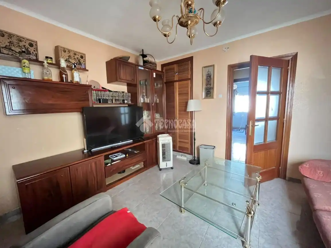 Sala de estar de Piso en venta en Linares