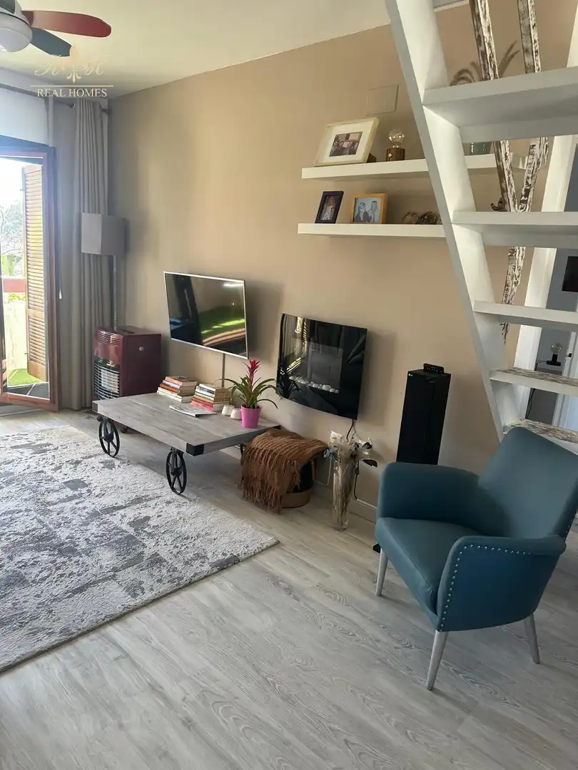 Sala de estar de Dúplex en venta en L'Alfàs del Pi con Aire acondicionado y Terraza