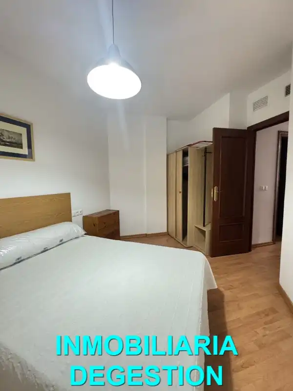 Dormitori de Apartament de lloguer en Centro ciudad