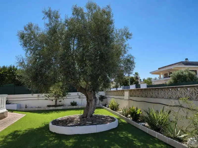 Jardí de Casa o xalet en venda en Llucmajor amb Aire condicionat, Jardí privat i Traster