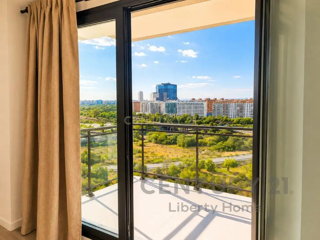 Terrassa de Apartament de lloguer en Valencia amb Aire condicionat, Jardí privat i Forn
