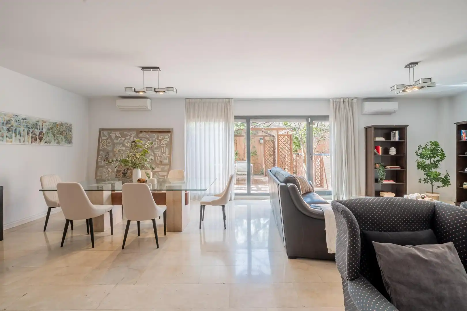 Sala d'estar de Àtic en venda en Torrelodones amb Aire condicionat, Calefacció i Jardí privat