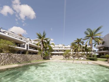 Apartament amb piscina en venda a Estepona Pueblo