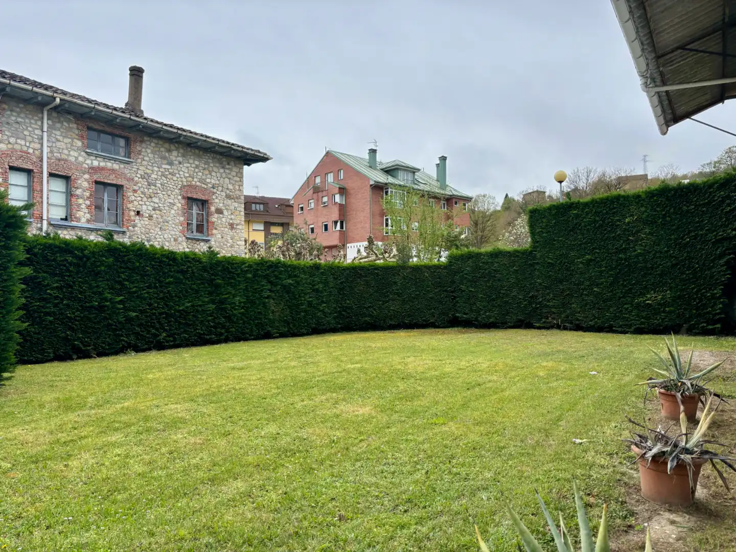 Jardín de Edificio en venta en Piloña