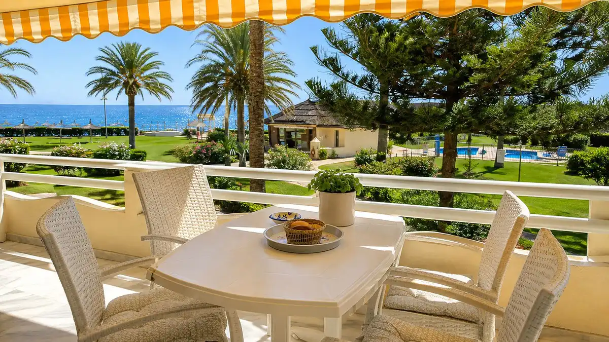 Apartamento con piscina en alquiler en La Cala Mijas