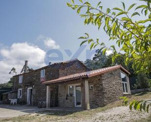 Vista exterior de Finca rústica en venda en Touro amb Terrassa