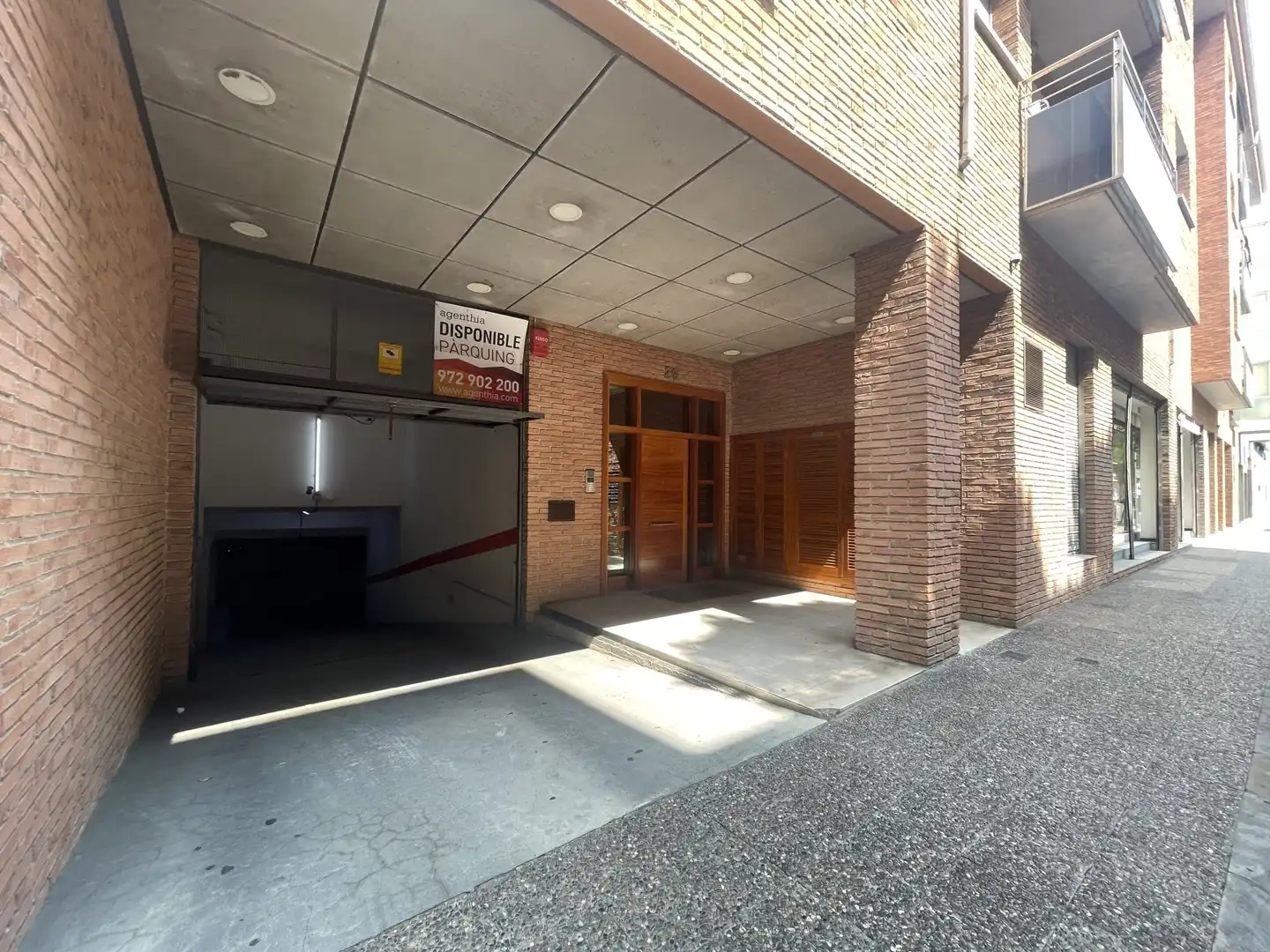 Garage zum Verkauf in Girona