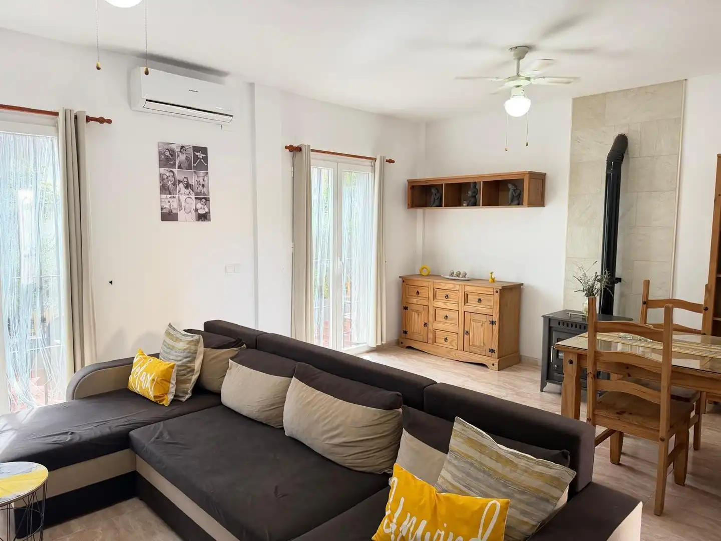 Sala de estar de Casa o chalet en venta en Fuente de Piedra con Aire acondicionado, Calefacción y Terraza