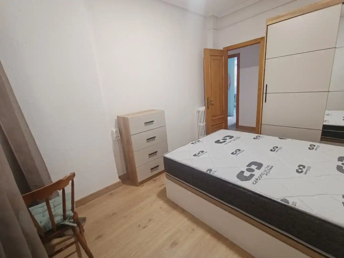 Bedroom of Flat for share in Zona Alta