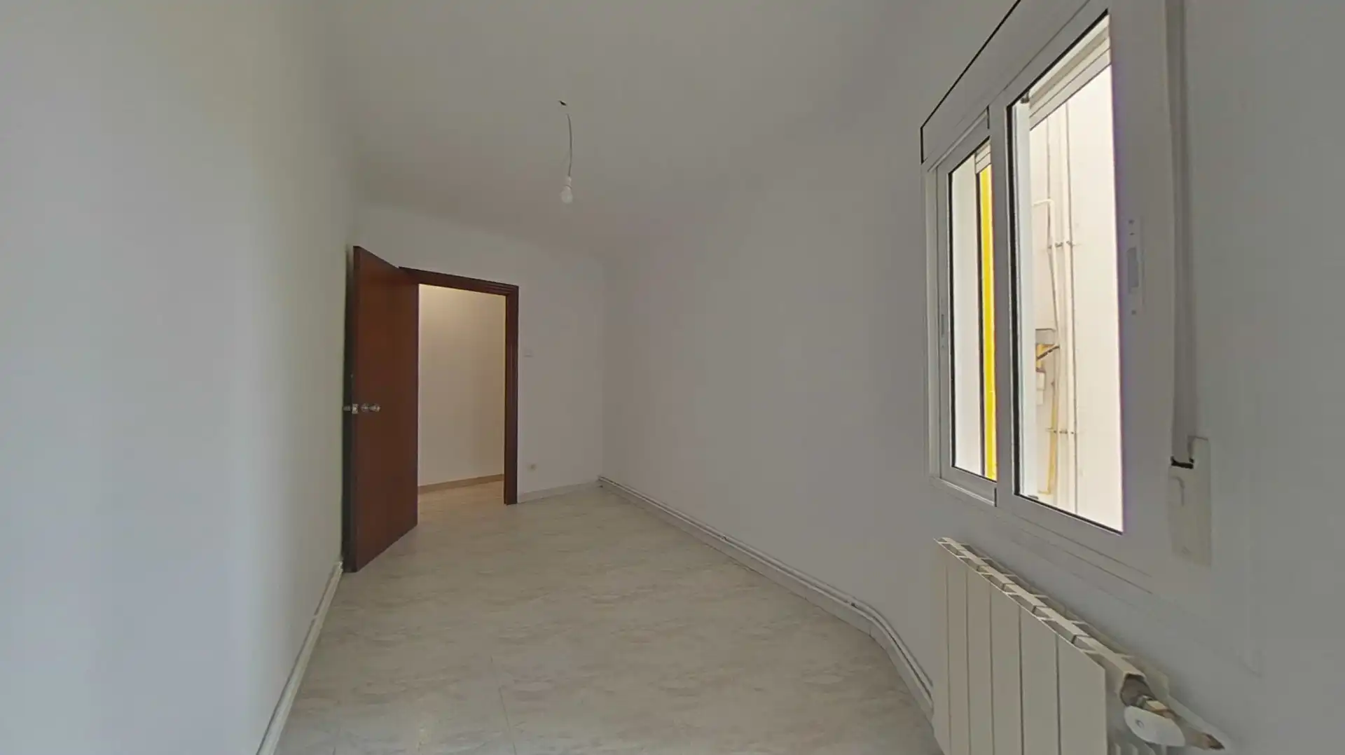 Piso en venta en L'Hospitalet de Llobregat con Calefacción