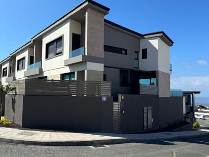 Exterior view of House or chalet for sale in Santa María de Guía de Gran Canaria  with Private garden, Terrace and Balcony