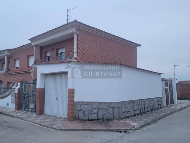 Casa-chalet en Venta en Calle Pozillo, 9 en La Puebla de Almoradiel