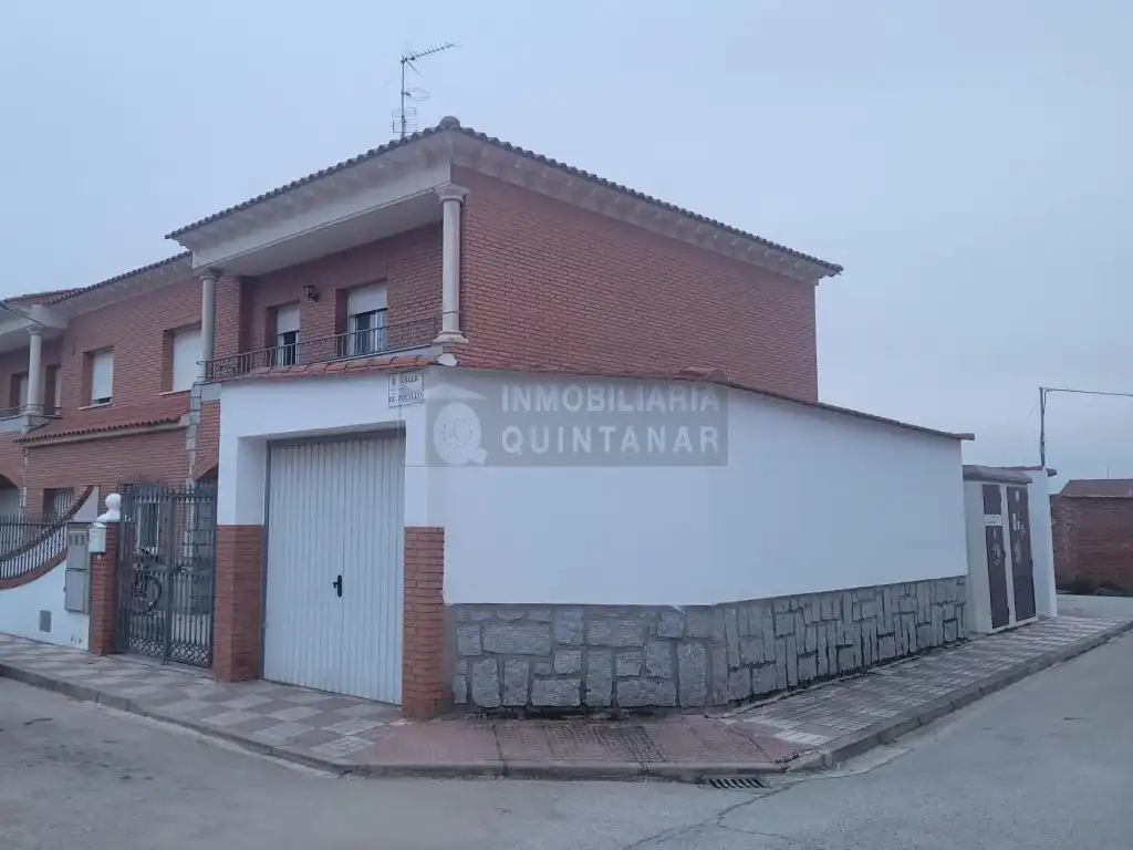 Houses for sale in Calle Pozillo, 9, La Puebla de Almoradiel