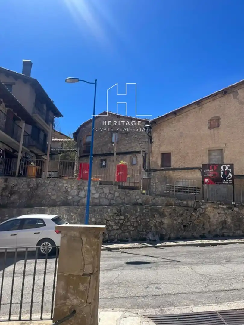 Exterior view of Buildings for sale in Gósol