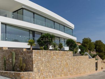 Casa con piscina en venta en AV GARCIA DE LOS 130BENISSA (ALICANTE)