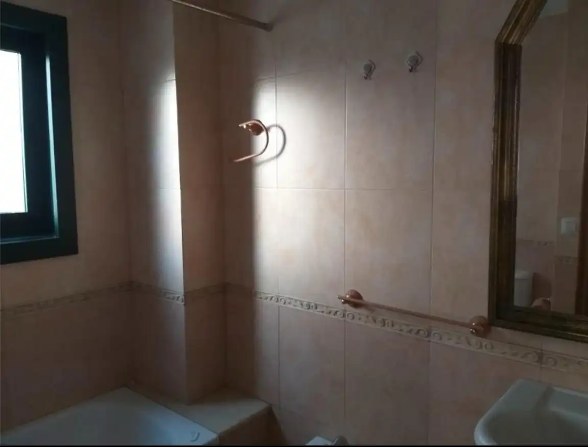 Bany de Apartament en venda en Mondariz-Balneario amb Calefacció, Parquet i Traster