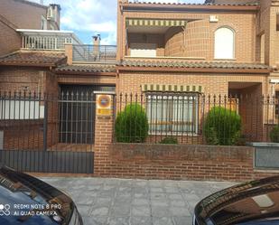 Vista exterior de Casa o xalet en venda en Talavera de la Reina