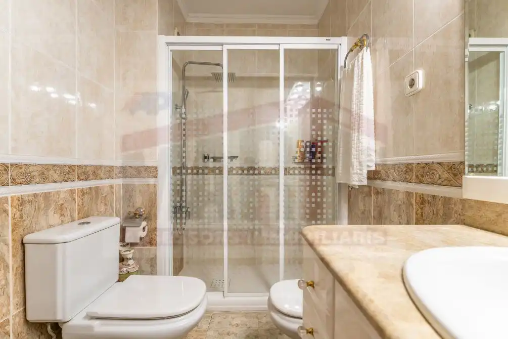 Bathroom of Flat for sale in Reus  with Balcony