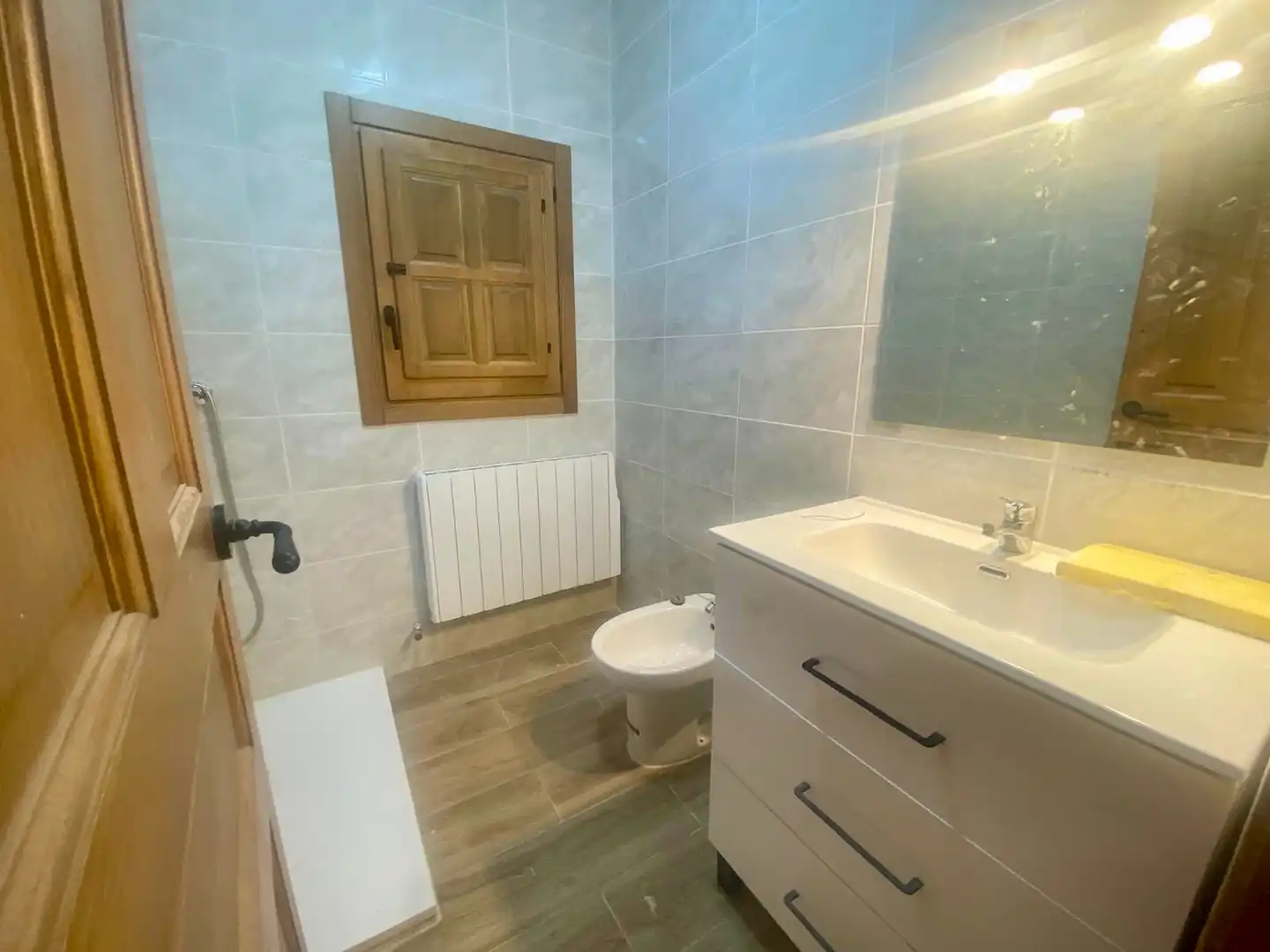Bathroom of Houses for sale in Albalate de Zorita  with Heating, Private garden and Storage room