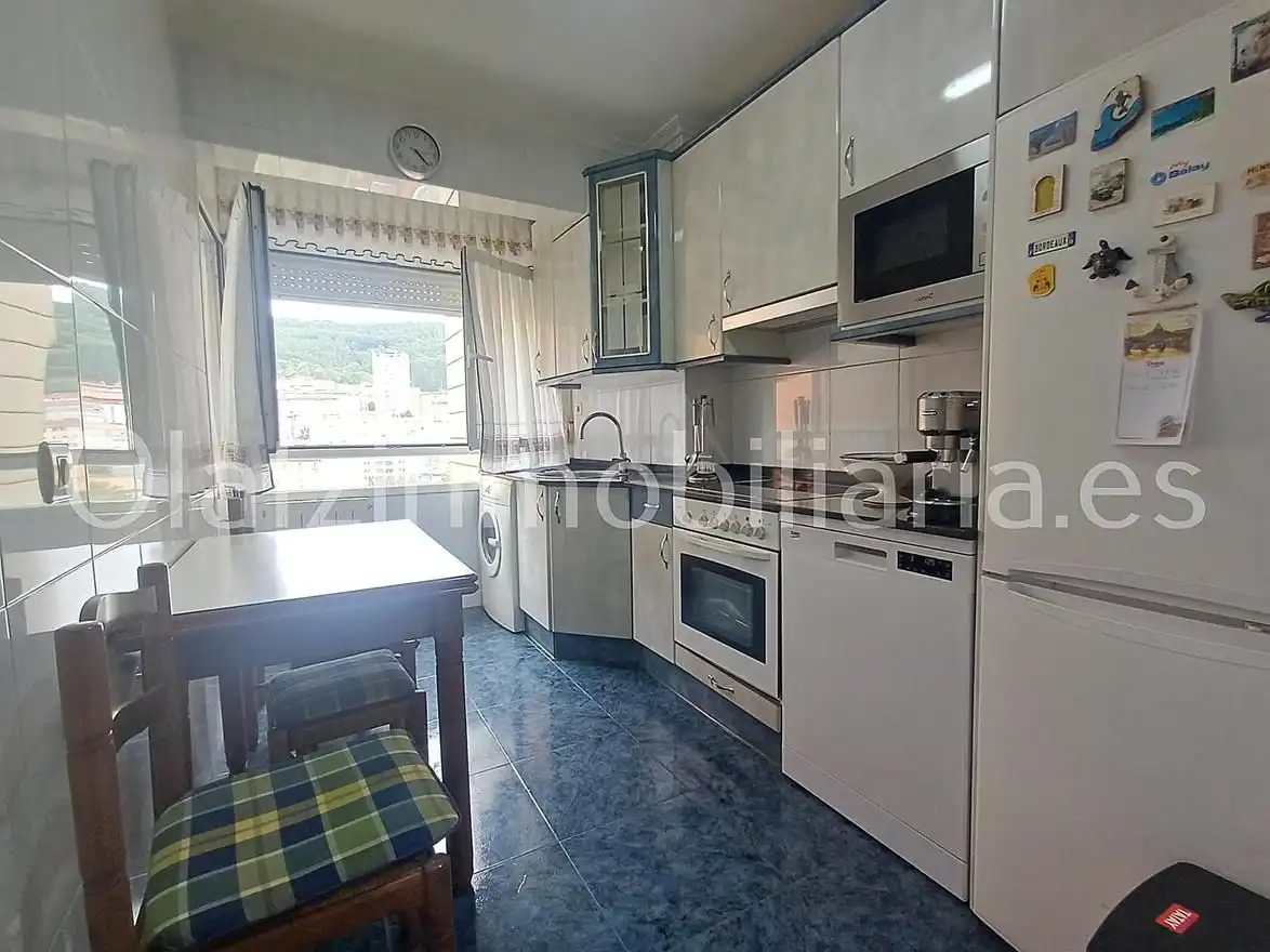 Kitchen of Flat for sale in Bilbao   with Heating, Terrace and Balcony
