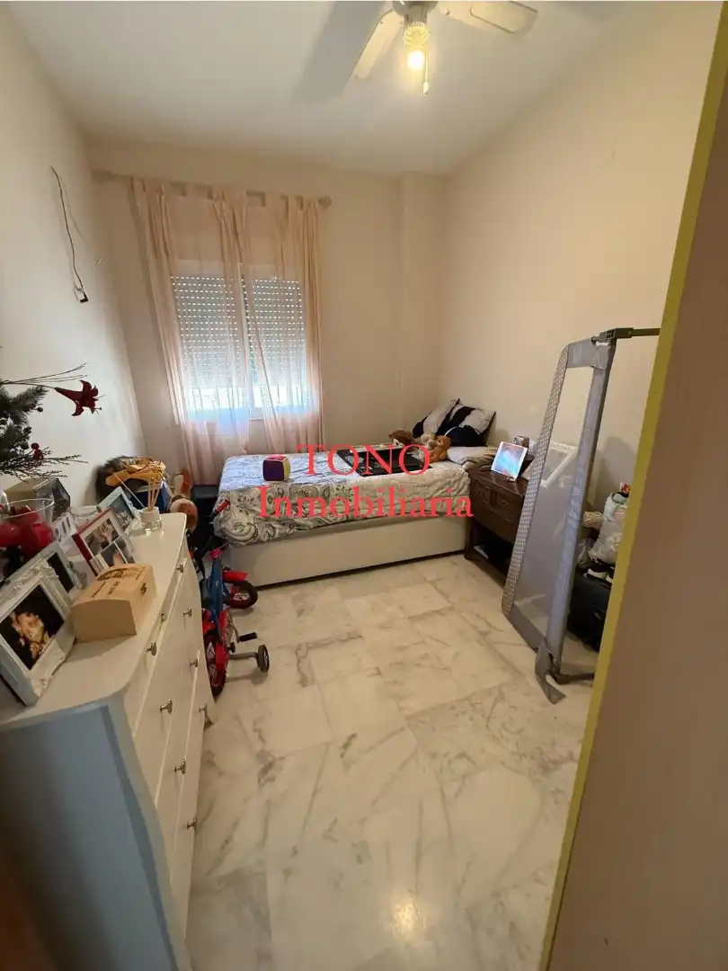 Schlafzimmer von Wohnung zum Verkauf in Écija mit Klimaanlage, Privatgarten und Ofen