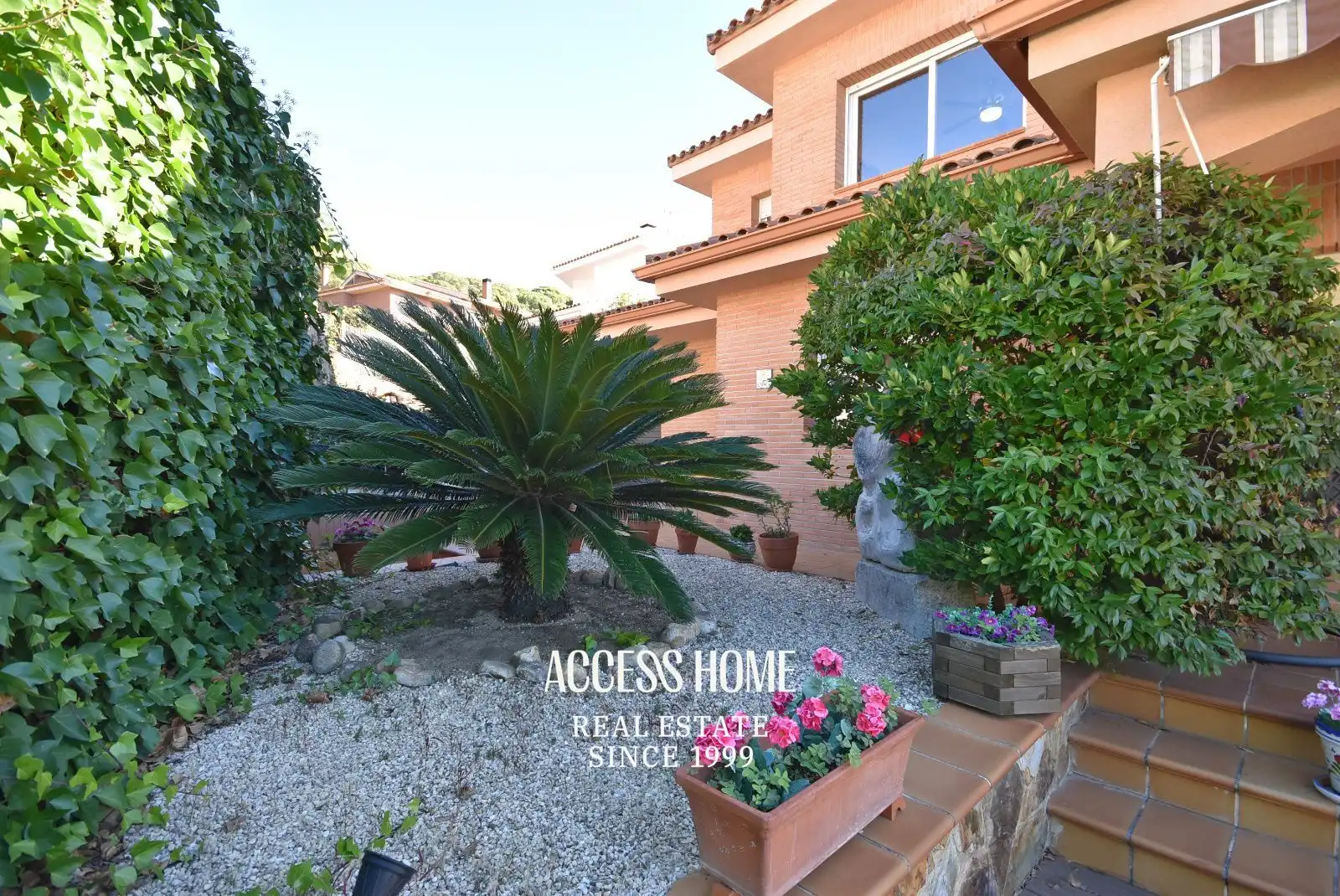 Jardín de Casa o chalet en venta en Sant Pol de Mar con Calefacción, Trastero y Piscina