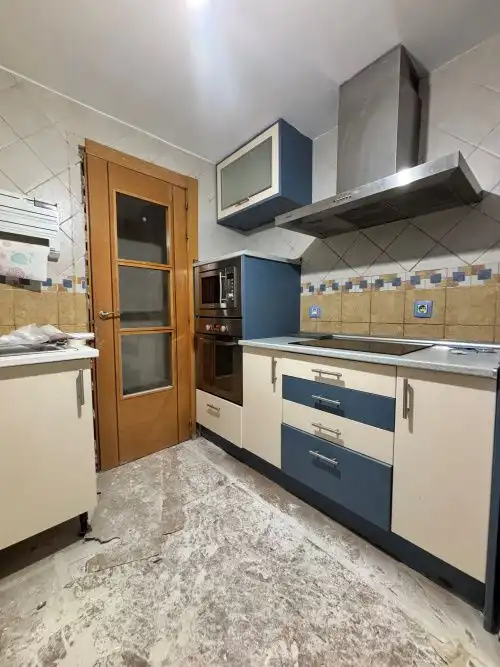 Cuina de Casa adosada de lloguer en Madrid amb Aire condicionat, Calefacció i Terrassa
