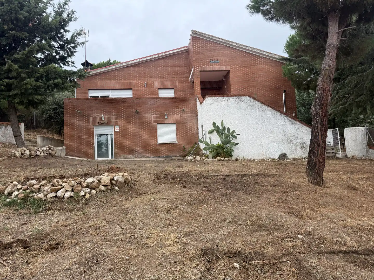 Vista exterior de Casa o chalet en venta en Villanueva del Pardillo con Calefacción, Jardín privado y Terraza