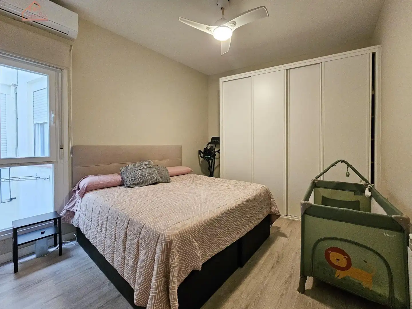 Habitación de Piso de alquiler en Madrid con Aire acondicionado, Calefacción y Amueblado