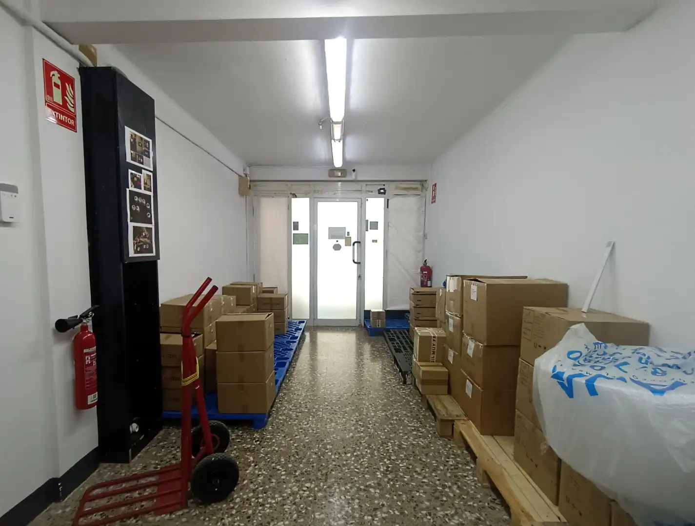 Local comercial en venta en Barcelona - Calle Castillejos