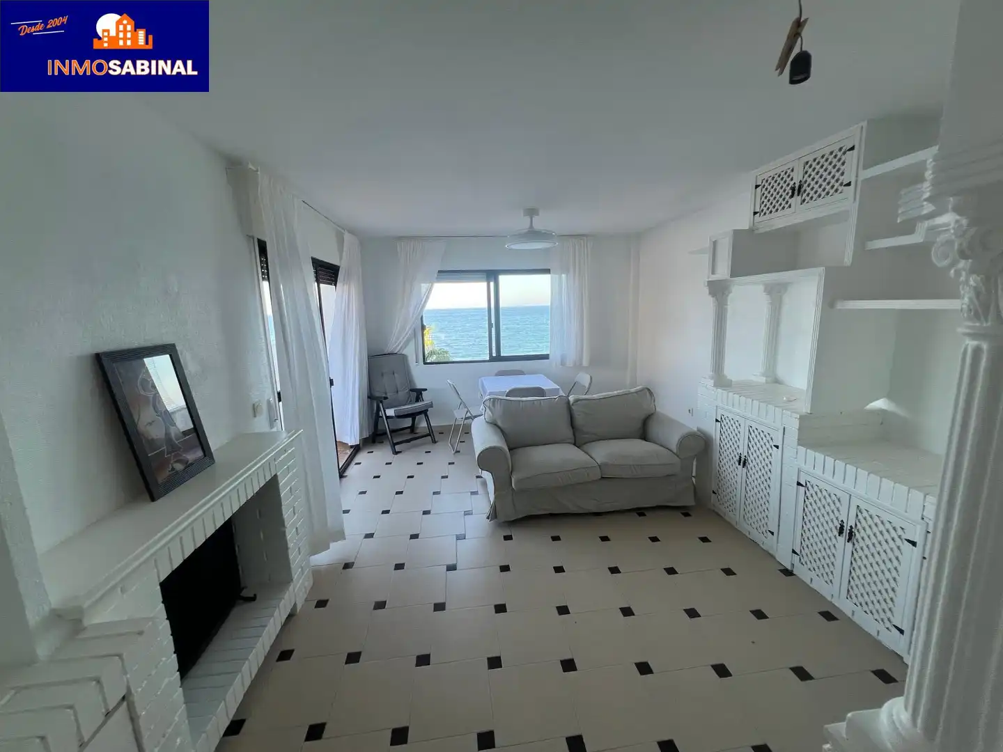 Sala d'estar de Pis en venda en Roquetas de Mar ciudad