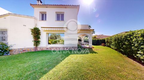 Foto 2 de Casa o chalet en venta en Calle Brueghell, Oliva Nova, Oliva