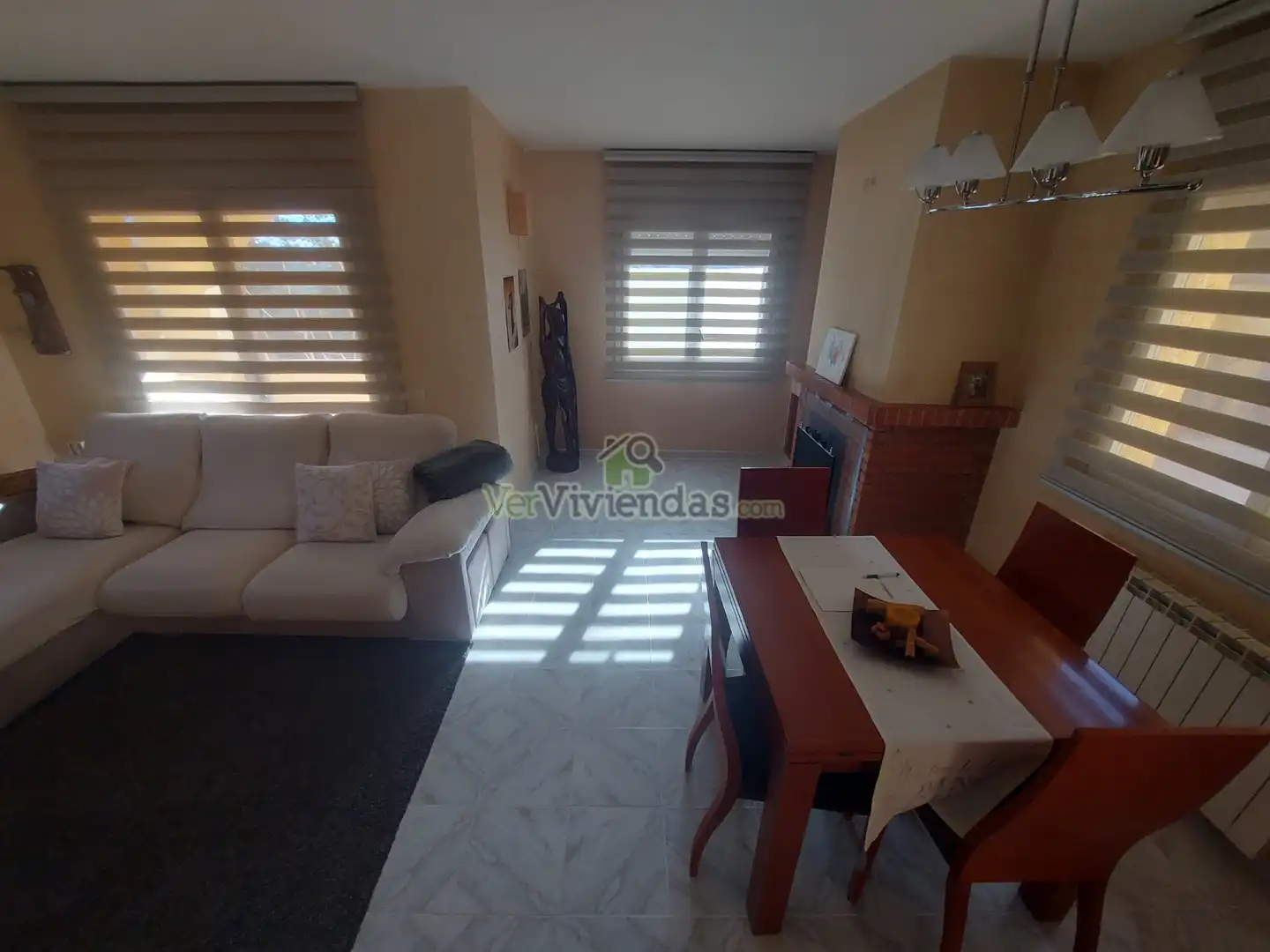 Sala de estar de Casa o chalet en venta en Vallirana con Calefacción, Jardín privado y Terraza