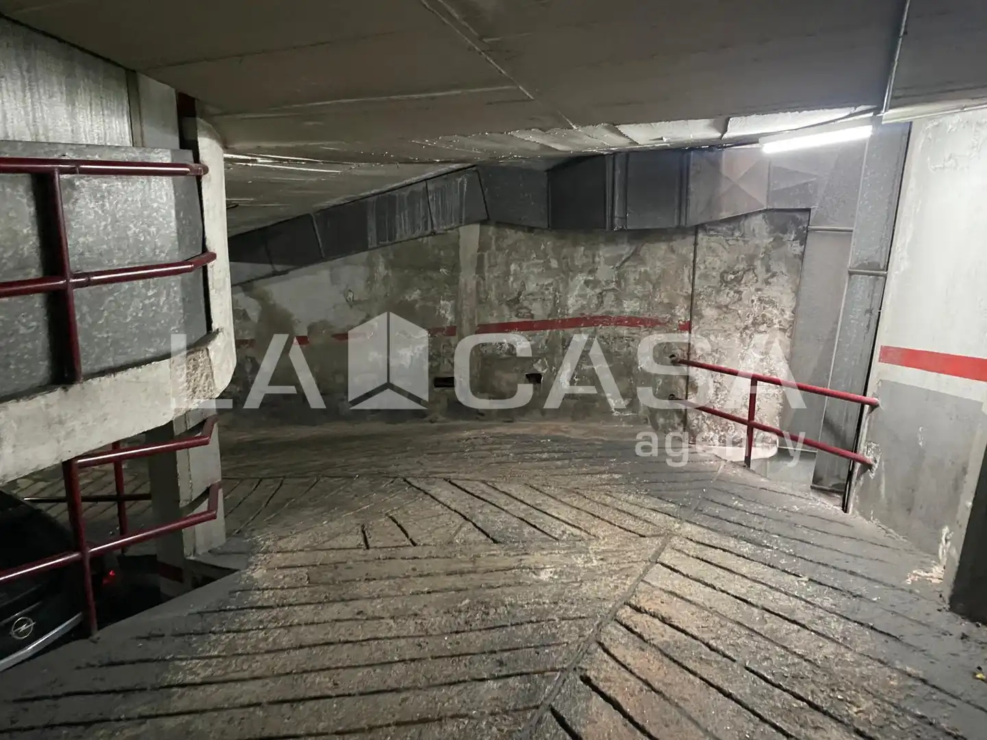 Garaje en venta en Santa Coloma de Gramenet