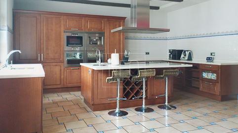 Foto 2 de Casa adosada en venda a Avenida Pablo Picass0, La Felguera, Asturias