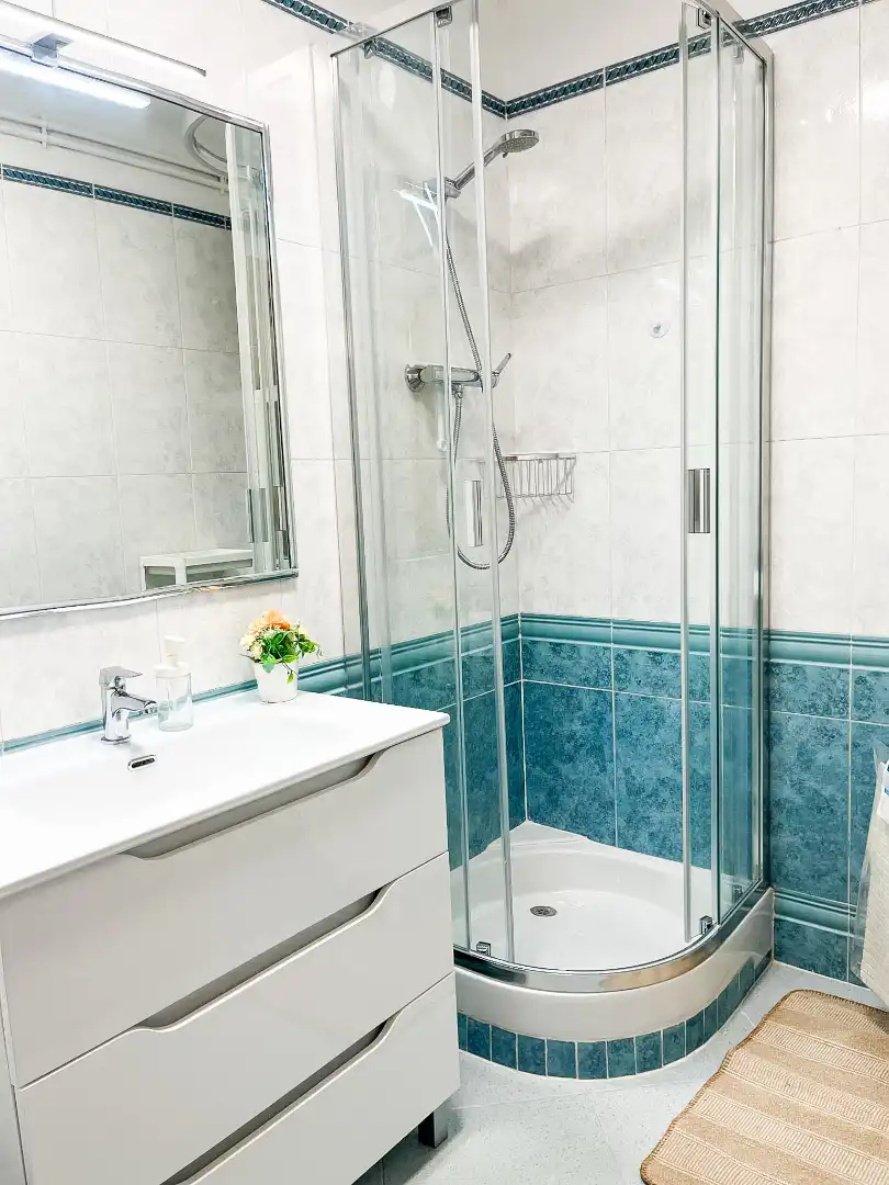 Baño de Piso de alquiler en Cerdanyola del Vallès con Calefacción, Amueblado y Horno