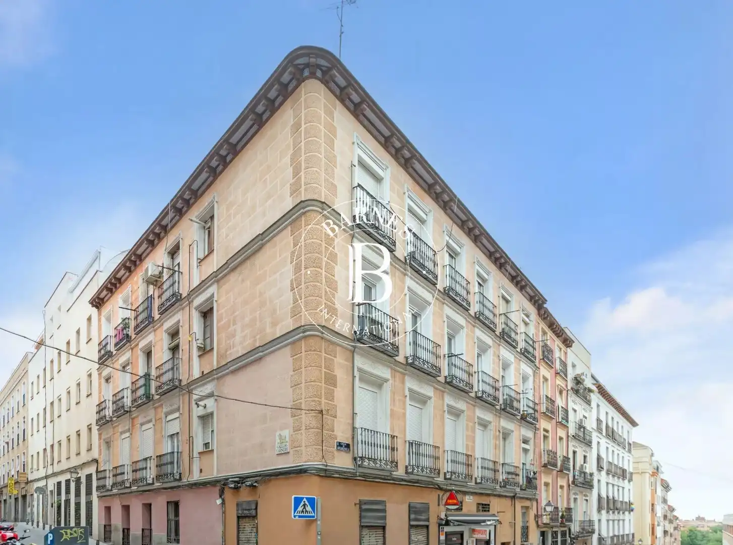 Vista exterior de Pis en venda en Chamberí