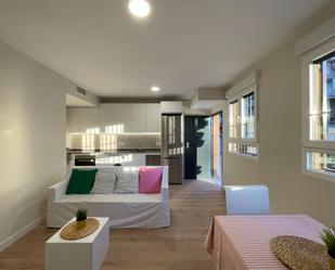 Living room of Flat for sale in  Madrid Capital  with Air Conditioner and Heating